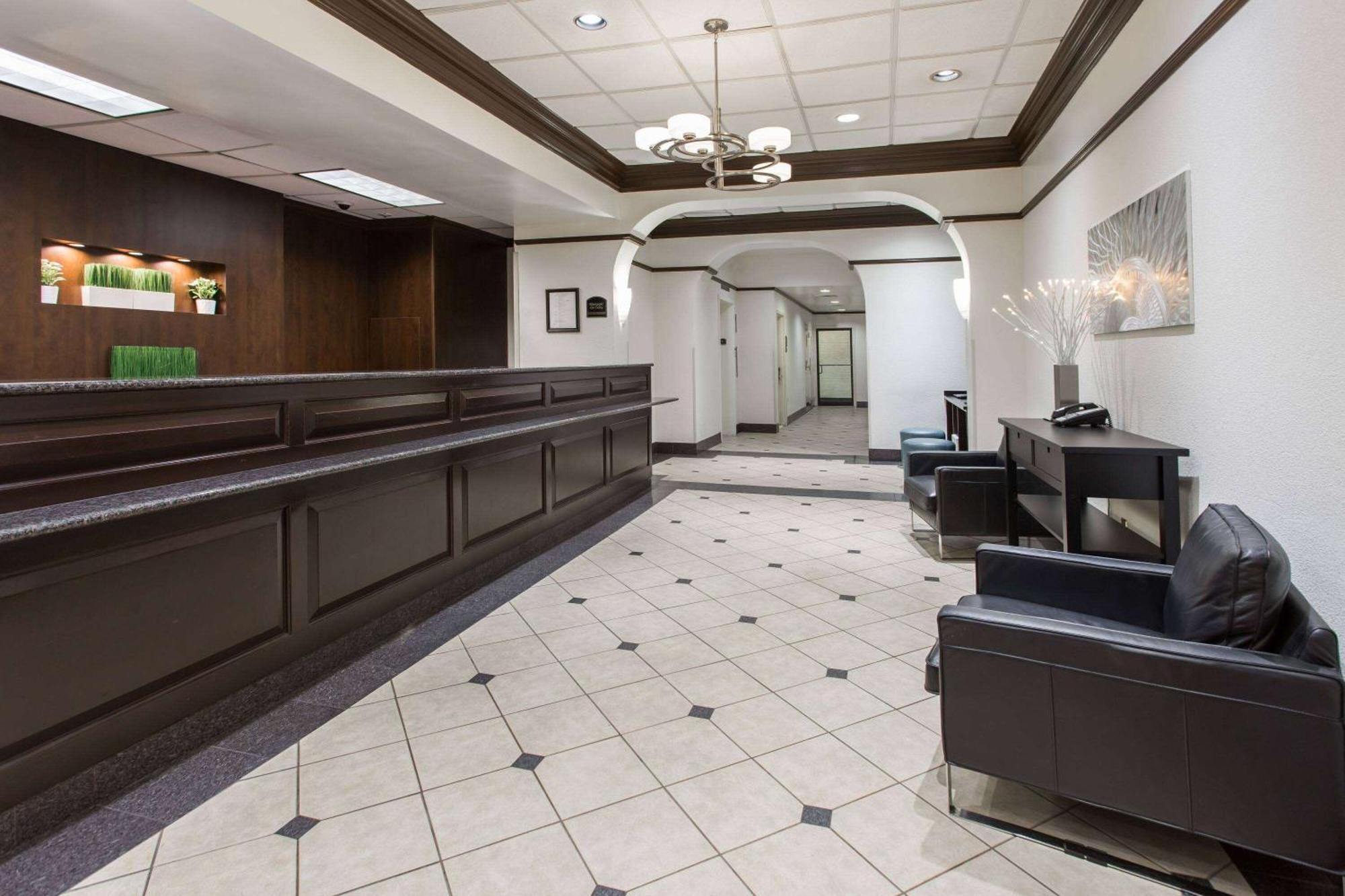 Days Inn By Wyndham Washington Dc/Connecticut Avenue Εξωτερικό φωτογραφία